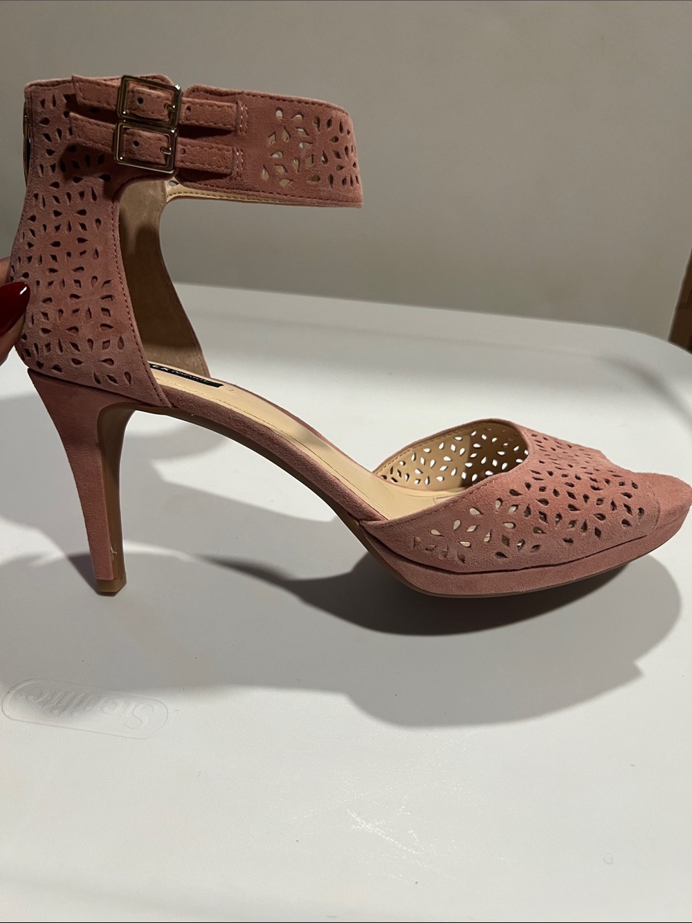 Alex Marie pink heel